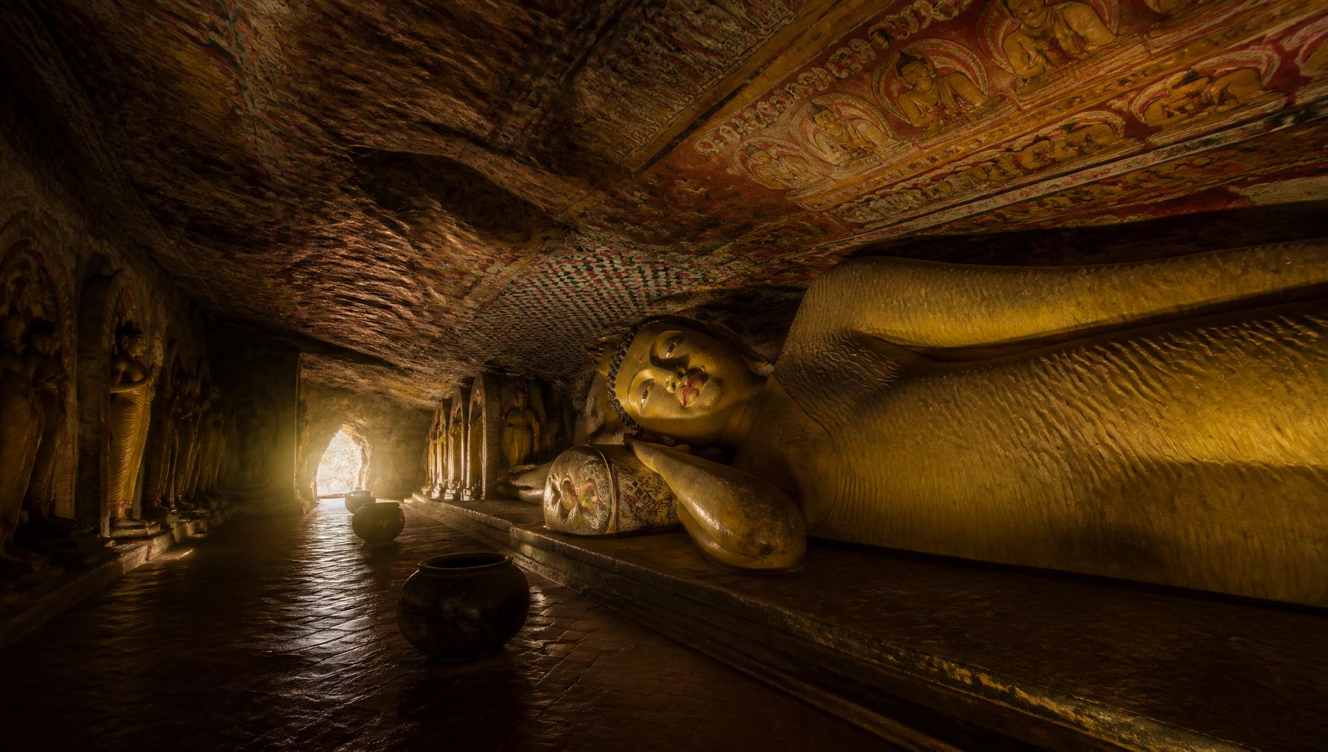 Sri Lanka's Sacred Temples, A Guided Pilgrimage