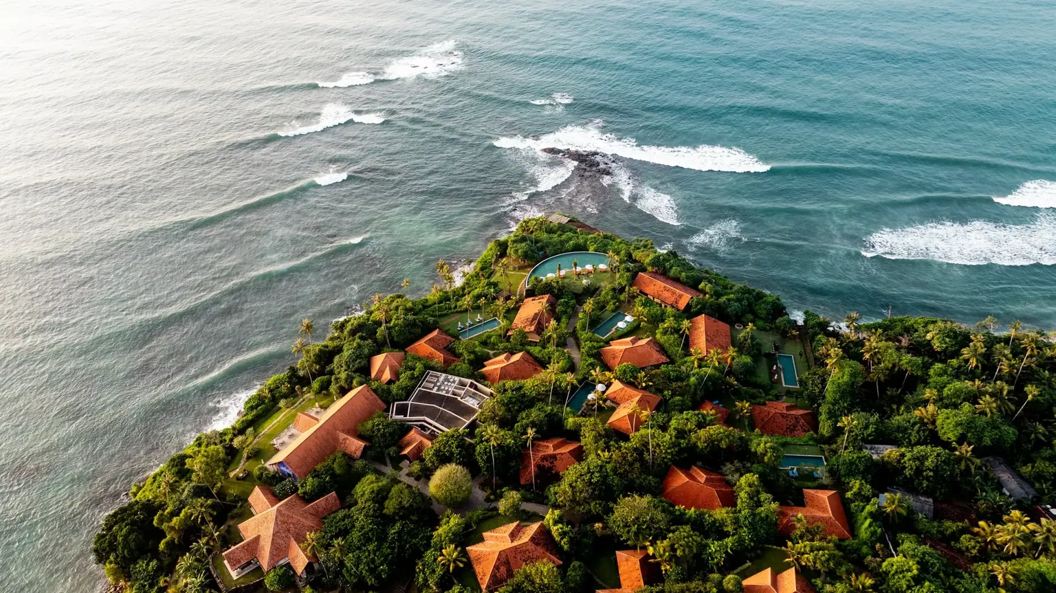 Cape Weligama - Lux Ceylon
